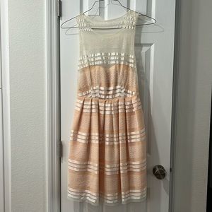 Modcloth decode peach and cream dress fit and flare size 4